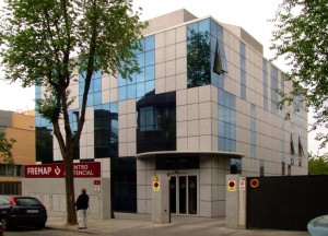 Fremap-Oficinas-Madrid-Riventi-murocortina-piedra-fachada-ventilada-01